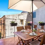 Esclusiva Dimora Storica Nel Cuore Del Borgo Medievale---- Exclusive Historical House Inside The Medieval Village