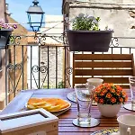 Esclusiva Dimora Storica Nel Cuore Del Borgo Medievale---- Exclusive Historical House Inside The Medieval Village * Castelsardo