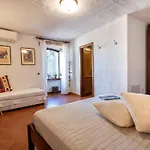 Esclusiva Dimora Storica Nel Cuore Del Borgo Medievale---- Exclusive Historical House Inside The Medieval Village Διαμέρισμα *
