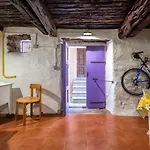 Esclusiva Dimora Storica Nel Cuore Del Borgo Medievale---- Exclusive Historical House Inside The Medieval Village Castelsardo