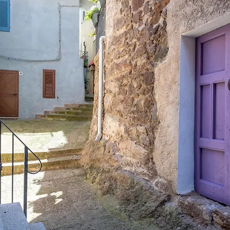 Esclusiva Dimora Storica Nel Cuore Del Borgo Medievale---- Exclusive Historical House Inside The Medieval Village Lejlighed