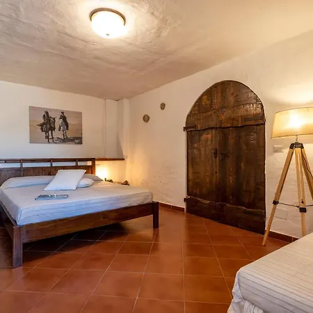 Esclusiva Dimora Storica Nel Cuore Del Borgo Medievale---- Exclusive Historical House Inside The Medieval Village * Castelsardo