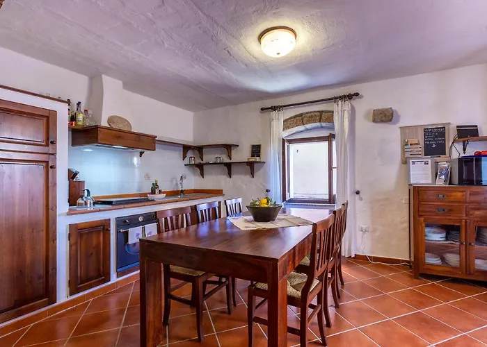 Esclusiva Dimora Storica Nel Cuore Del Borgo Medievale---- Exclusive Historical House Inside The Medieval Village Lejlighed *