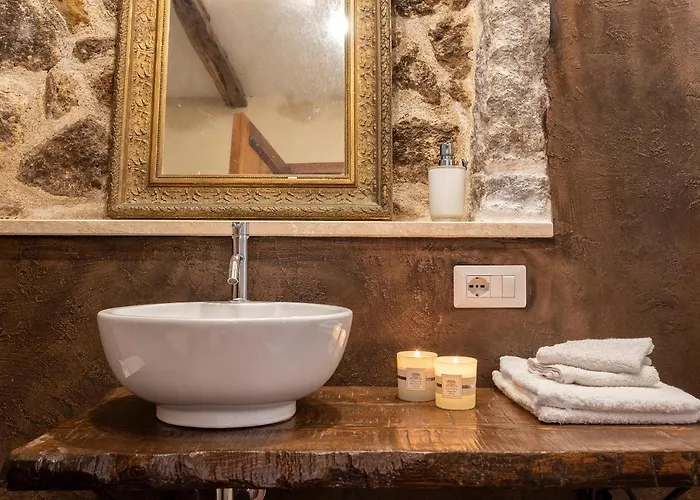 Lejlighed Esclusiva Dimora Storica Nel Cuore Del Borgo Medievale---- Exclusive Historical House Inside The Medieval Village *