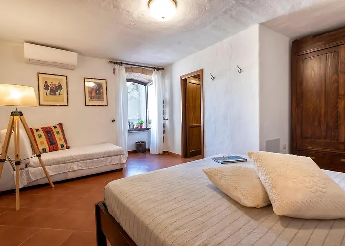 Esclusiva Dimora Storica Nel Cuore Del Borgo Medievale---- Exclusive Historical House Inside The Medieval Village Lejlighed *