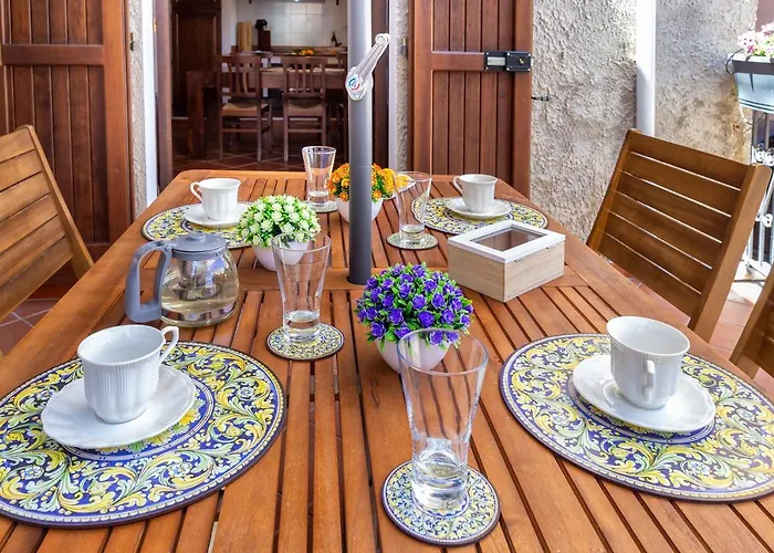 Lejlighed Esclusiva Dimora Storica Nel Cuore Del Borgo Medievale---- Exclusive Historical House Inside The Medieval Village Castelsardo
