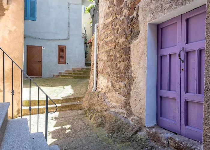 Esclusiva Dimora Storica Nel Cuore Del Borgo Medievale---- Exclusive Historical House Inside The Medieval Village Lejlighed