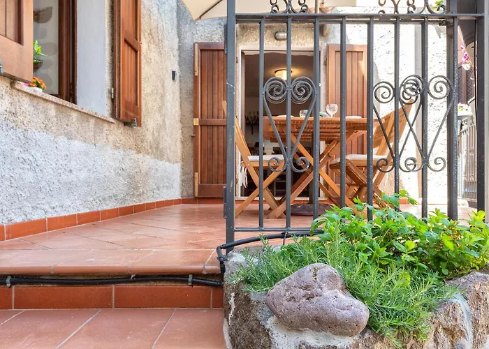 Esclusiva Dimora Storica Nel Cuore Del Borgo Medievale---- Exclusive Historical House Inside The Medieval Village Lejlighed