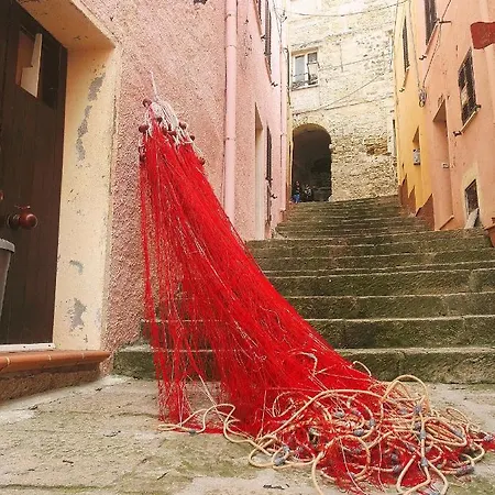 Esclusiva Dimora Storica Nel Cuore Del Borgo Medievale---- Exclusive Historical House Inside The Medieval Village Castelsardo