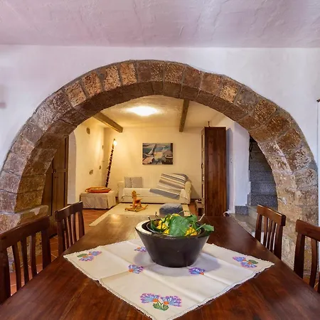 Apartment Esclusiva Dimora Storica Nel Cuore Del Borgo Medievale---- Exclusive Historical House Inside The Medieval Village *